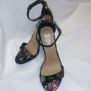Colorful High Heel Shoes🍀 NWOT